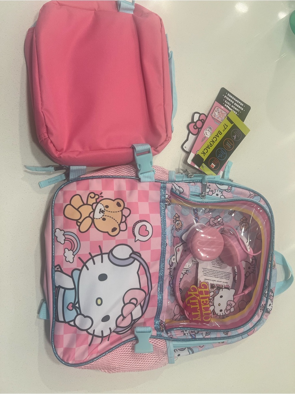 Hello Kitty You Glow Girl Backpack with Lunchbox And Headphones 17inches - Picture 5 of 9